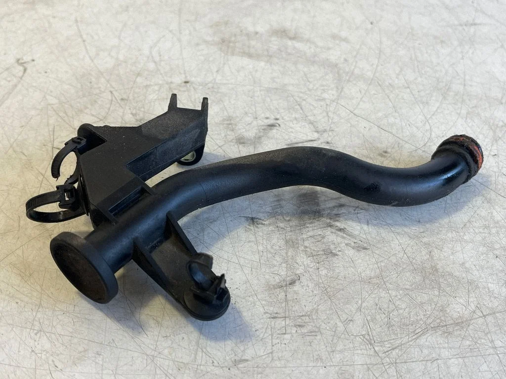 Kita variklio skyriaus detalė