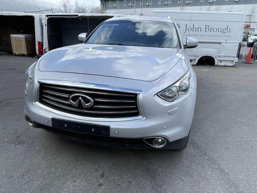 Infiniti FX