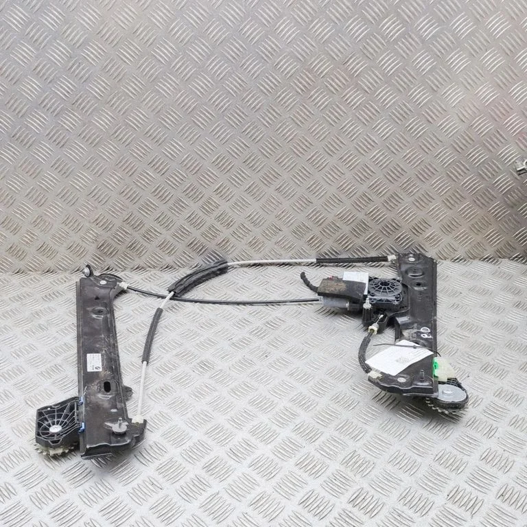 Priekinio el. Lango pakėlimo mechanizmo komplektas